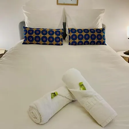 Les Coquelicots Du Quartier アパート